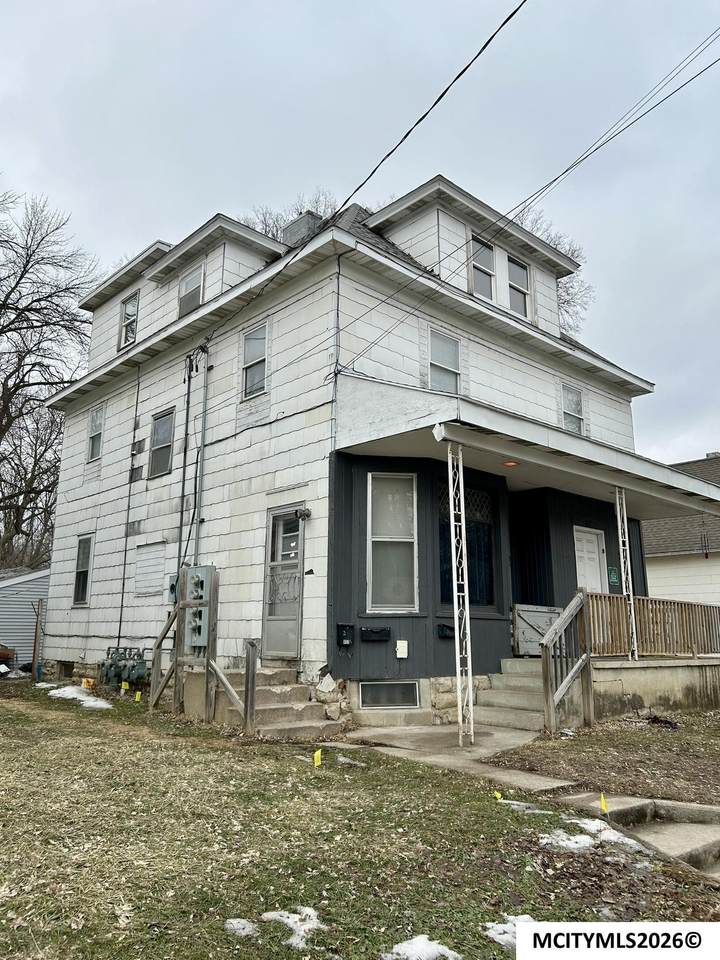 512 N Pennsylvania - Photo 1