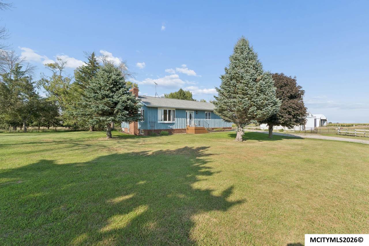 10153 Grouse Ave - Photo 1