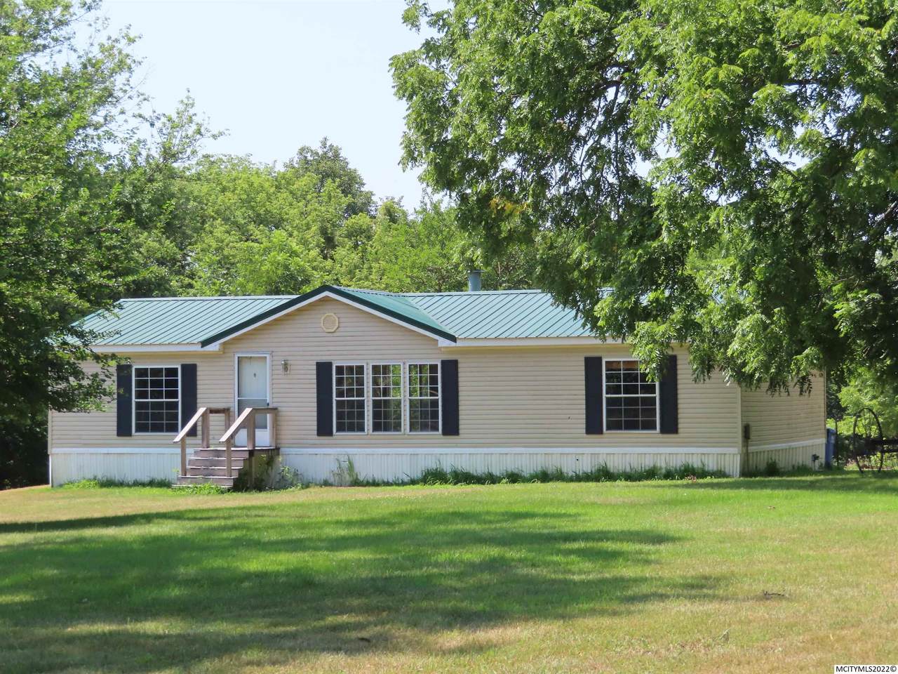 301 River St - Photo 1