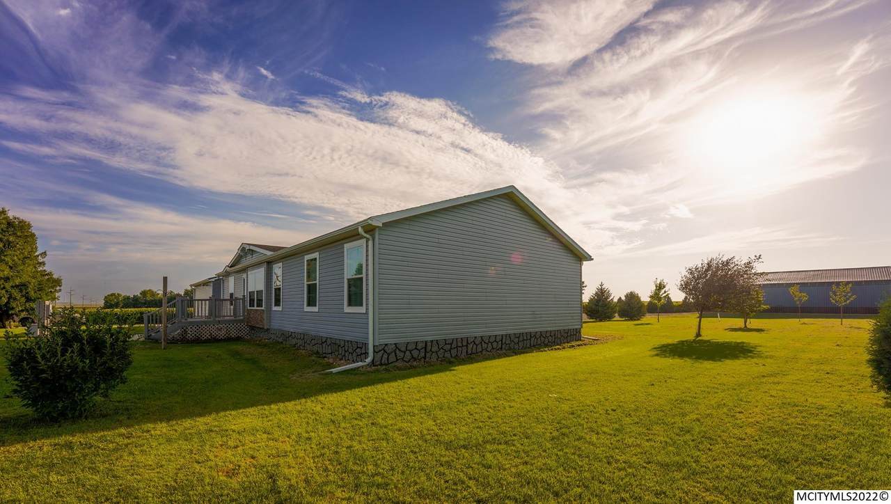 21448 Ulmus Ave - Photo 1
