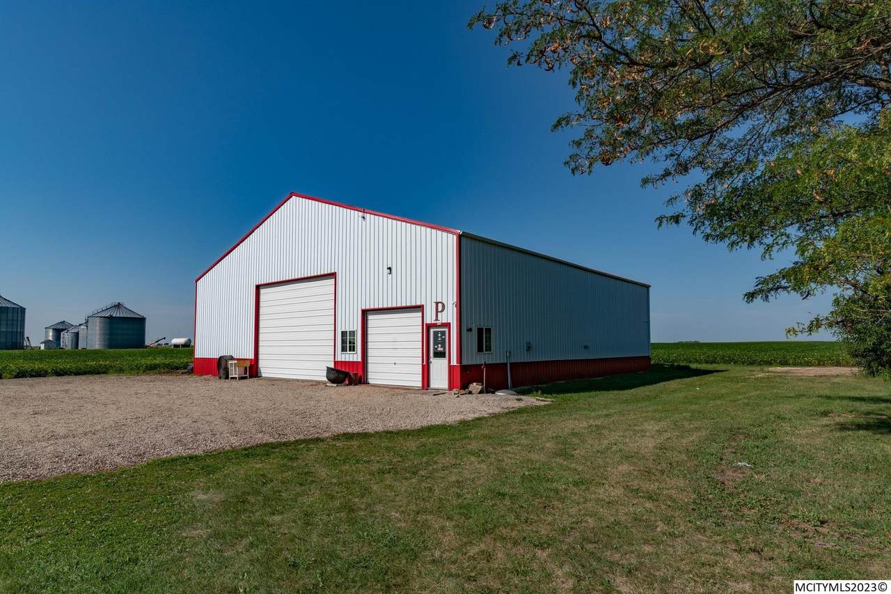 4540 Zinnia Ave - Photo 1