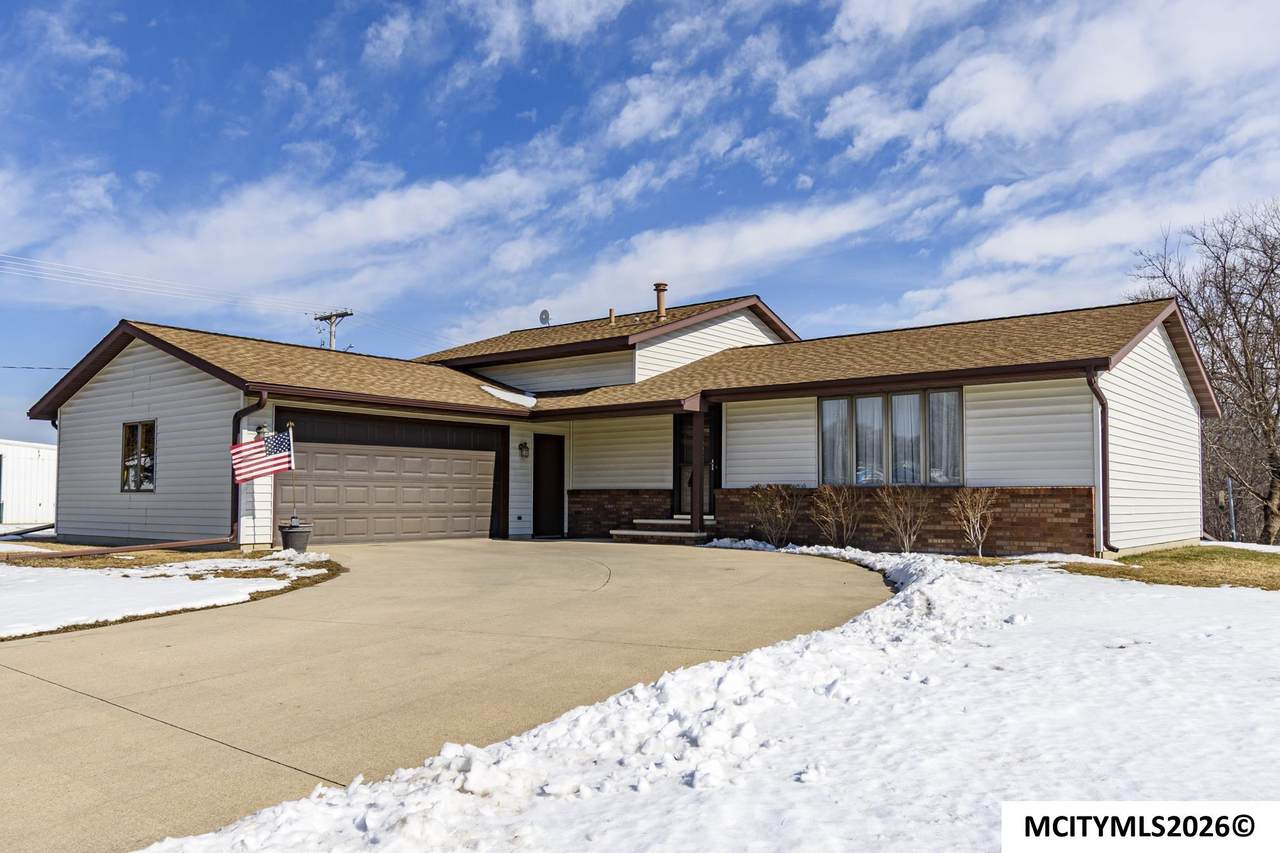 1925 Carolina Terrace - Photo 1