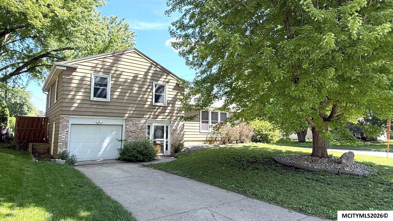 1304 2nd Nw - Photo 1