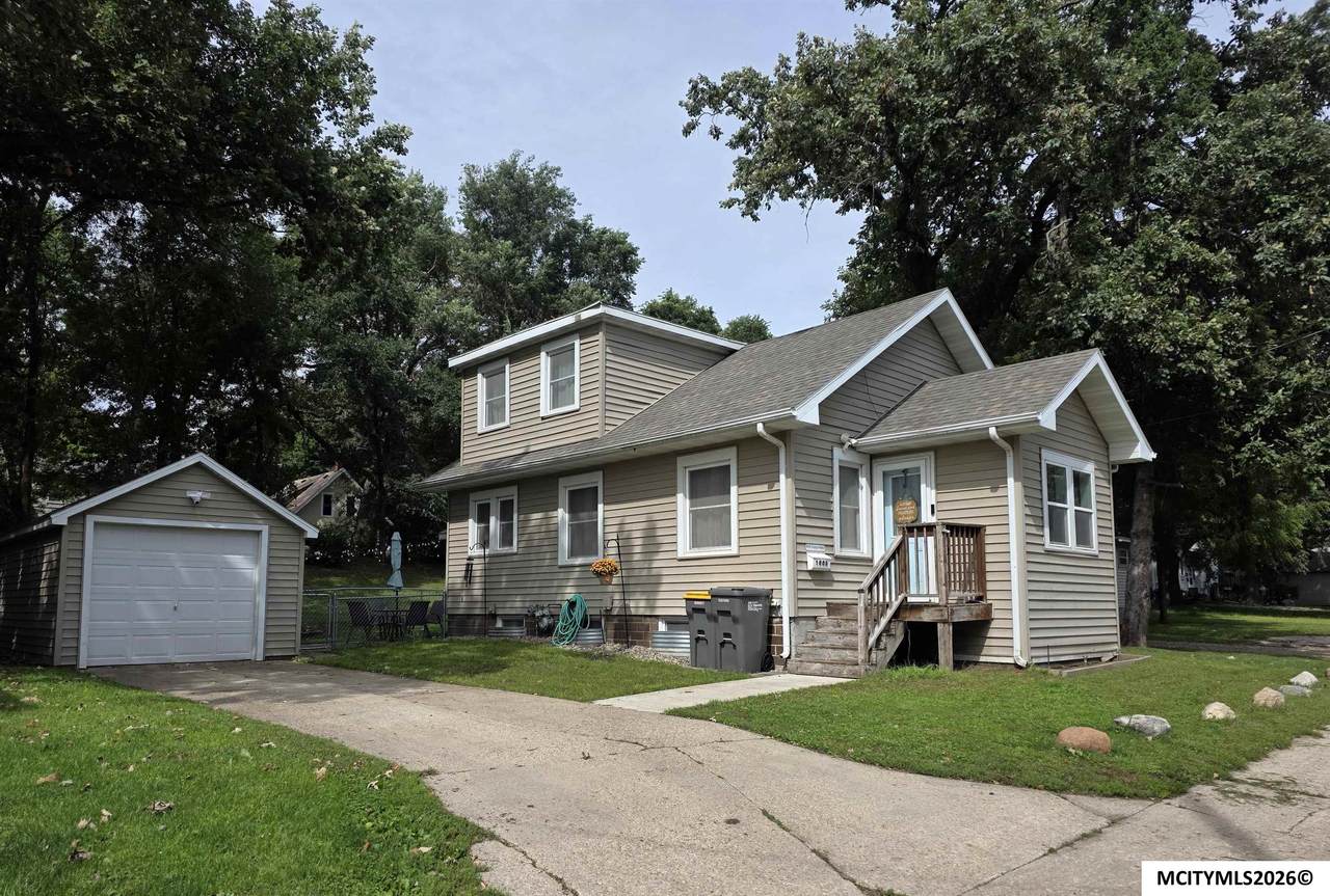 1008 Georgia - Photo 1