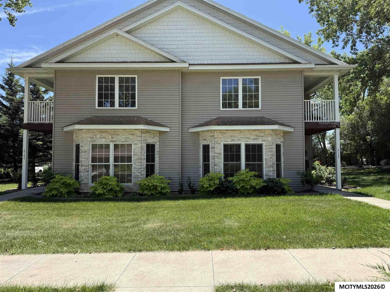 2175 Hunters Ridge - Photo 1