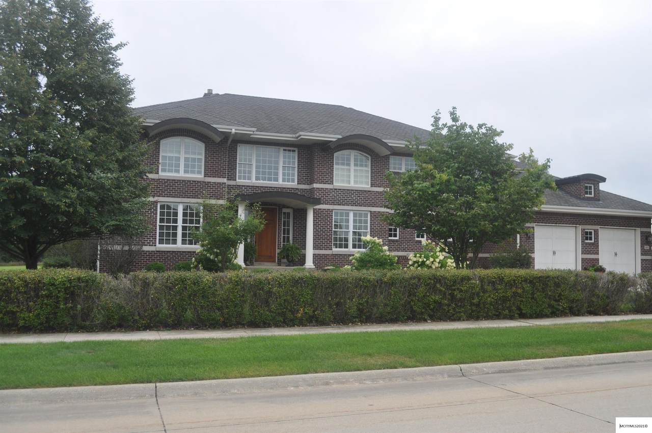 165 Pebble Creek Dr - Photo 1