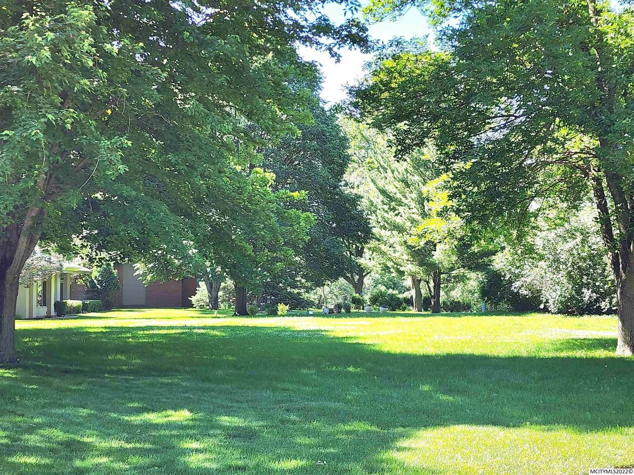 10 Boulder Rd - Photo 1