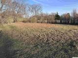 1211 Angelia Pl - Photo 3