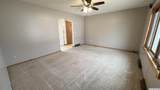 825 7th Se - Photo 4