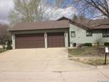 2166 Springview Dr - Photo 2