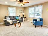 936 14th Se - Photo 8