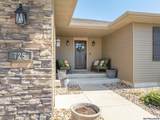 725 Hemlock Ct - Photo 4