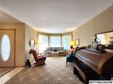 1112 Sapphire Ct - Photo 2
