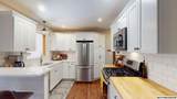 920 14th Se - Photo 7