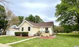 209 Walnut - Photo 1