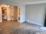 1424 Hampshire - Photo 4