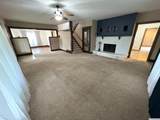 620 Ash St - Photo 3
