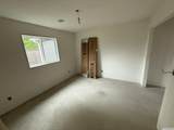 320 Walnut St - Photo 10
