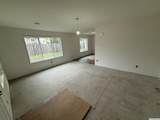 320 Walnut St - Photo 7