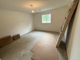 320 Walnut St - Photo 8