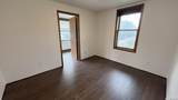 415 Massachusetts - Photo 15