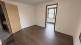 415 Massachusetts - Photo 16