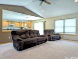 2845 Rainbow Ct - Photo 3