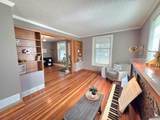 742 12th Ne - Photo 14