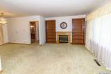 1652 Hillcrest Dr - Photo 3