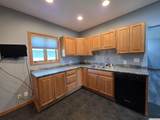 403 Iowa - Photo 3