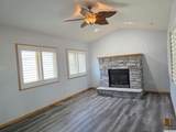 403 Iowa - Photo 6