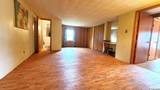902 6th St - Photo 20