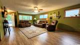 902 6th St - Photo 4