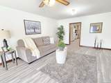 210 Taft St - Photo 3