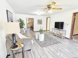 210 Taft St - Photo 4
