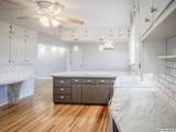 323 Main - Photo 9