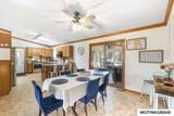2037 12th Ne - Photo 5