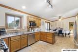2037 12th Ne - Photo 6