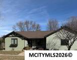 2166 Springview Dr - Photo 2