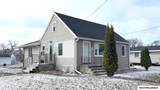 103 27th Sw - Photo 1