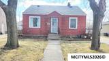 935 11th Ne - Photo 2
