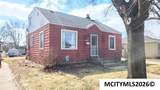 935 11th Ne - Photo 3