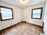 203 1ST ST NE - Photo 4