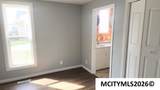 121 Walnut St - Photo 15