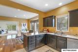 2005 Hunters Ridge Dr - Photo 18