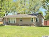 1748 Hillcrest Dr - Photo 2