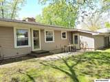 1748 Hillcrest Dr - Photo 3