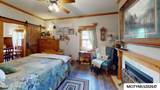 715 12th St - Photo 15