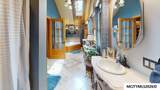 715 12th St - Photo 39