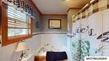 715 12th St - Photo 41
